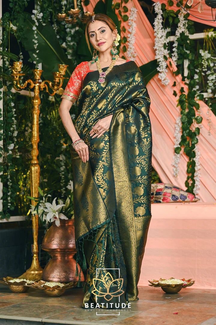 Dark Green Soft Silk Kadwa Technique by Icultuer