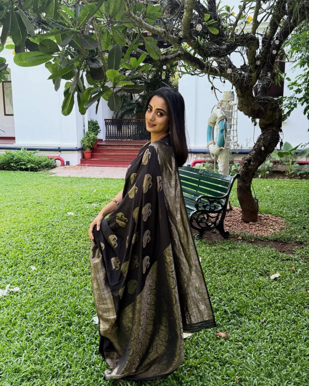 Black Banarasi Silk Saree with icultural Gold Zari Weaving