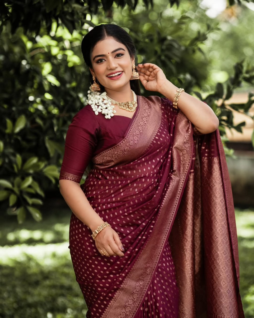 icultural Banarasi Silk Saree with Traditional Woven Pallu & Border