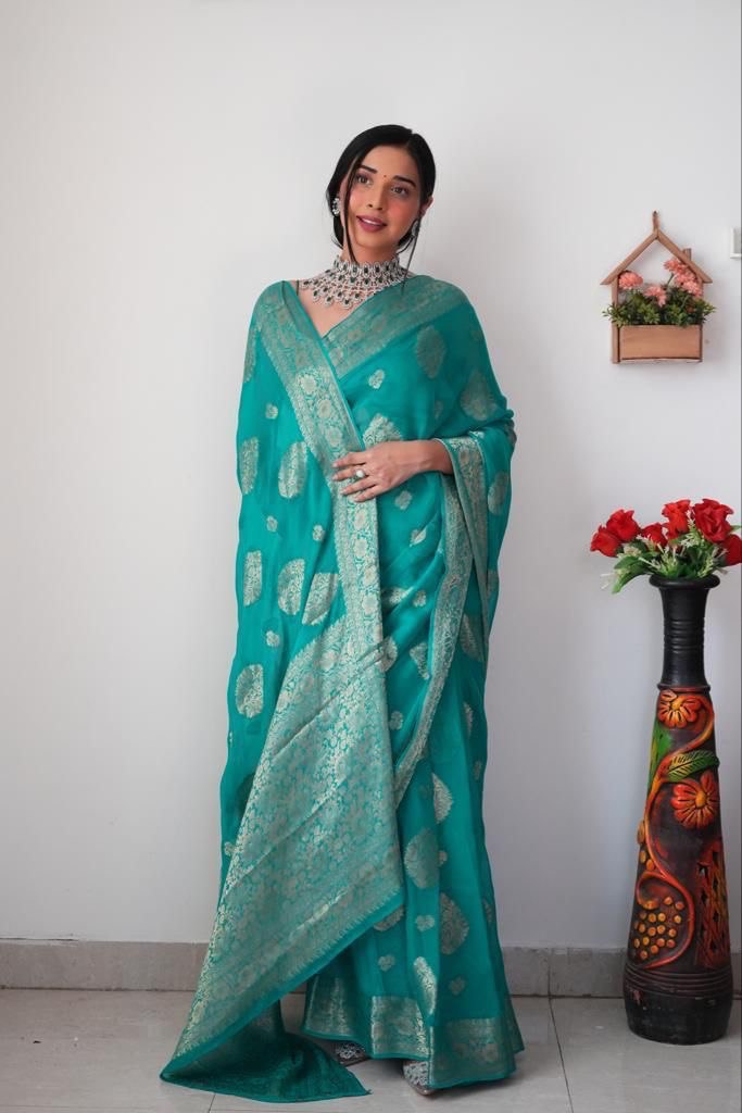 Ready To Wear One Minute Silver Zari Waving by Icultuer