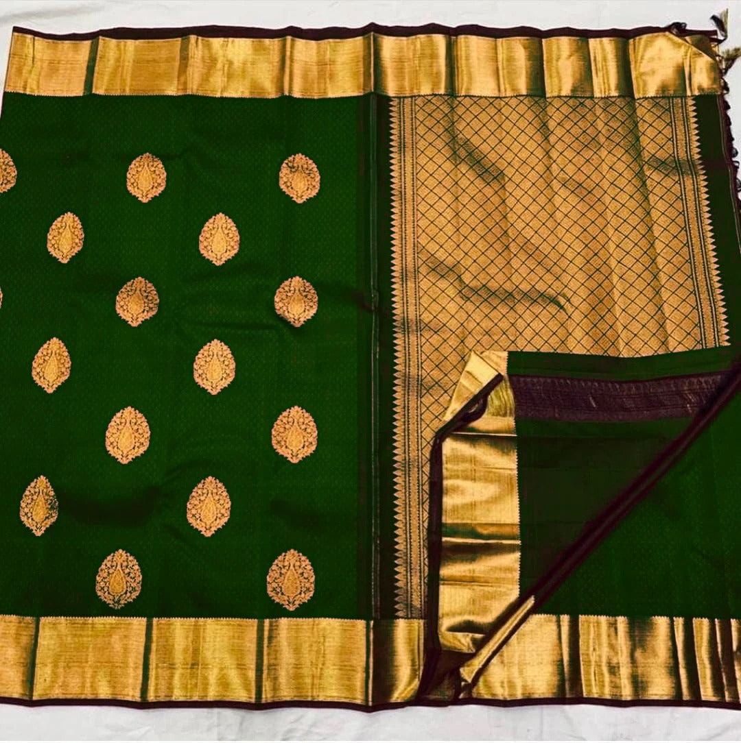 Dark Green Soft Banarasi Silk Saree with Jacquard Weaving