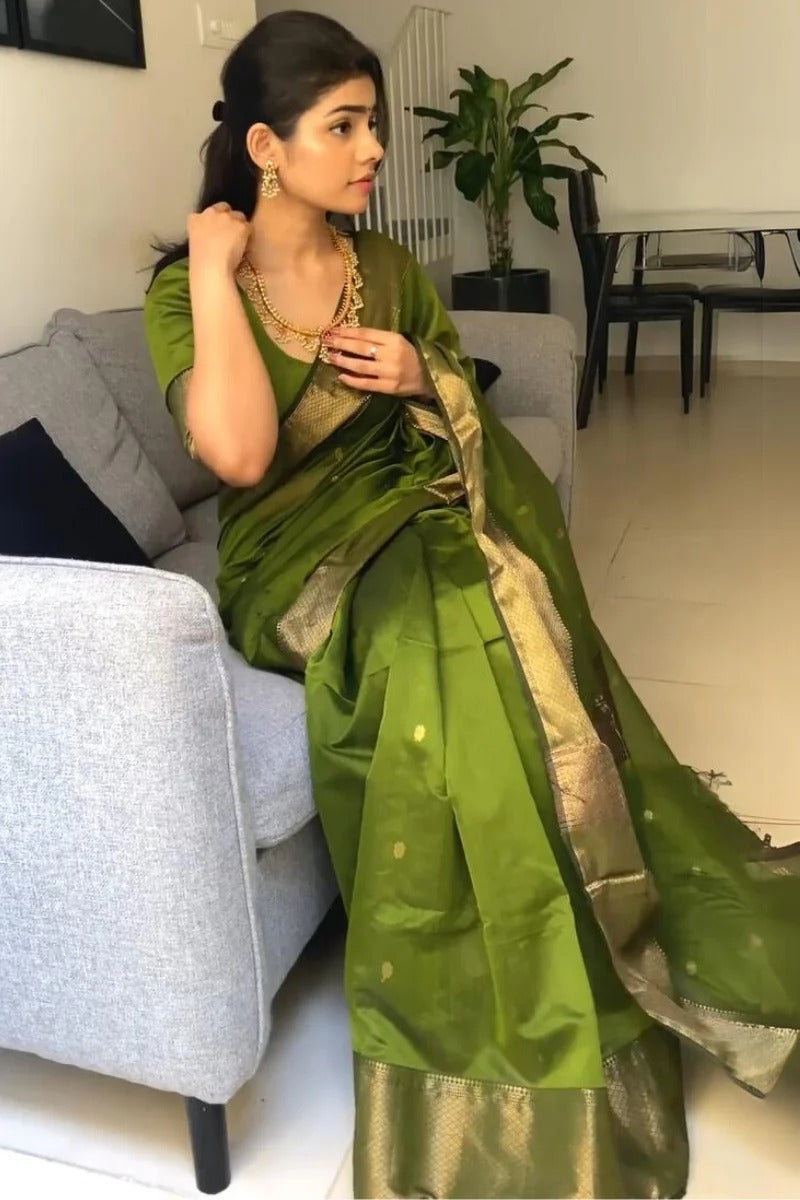 Green Pure Linen Silk Saree with Jacquard Weaving