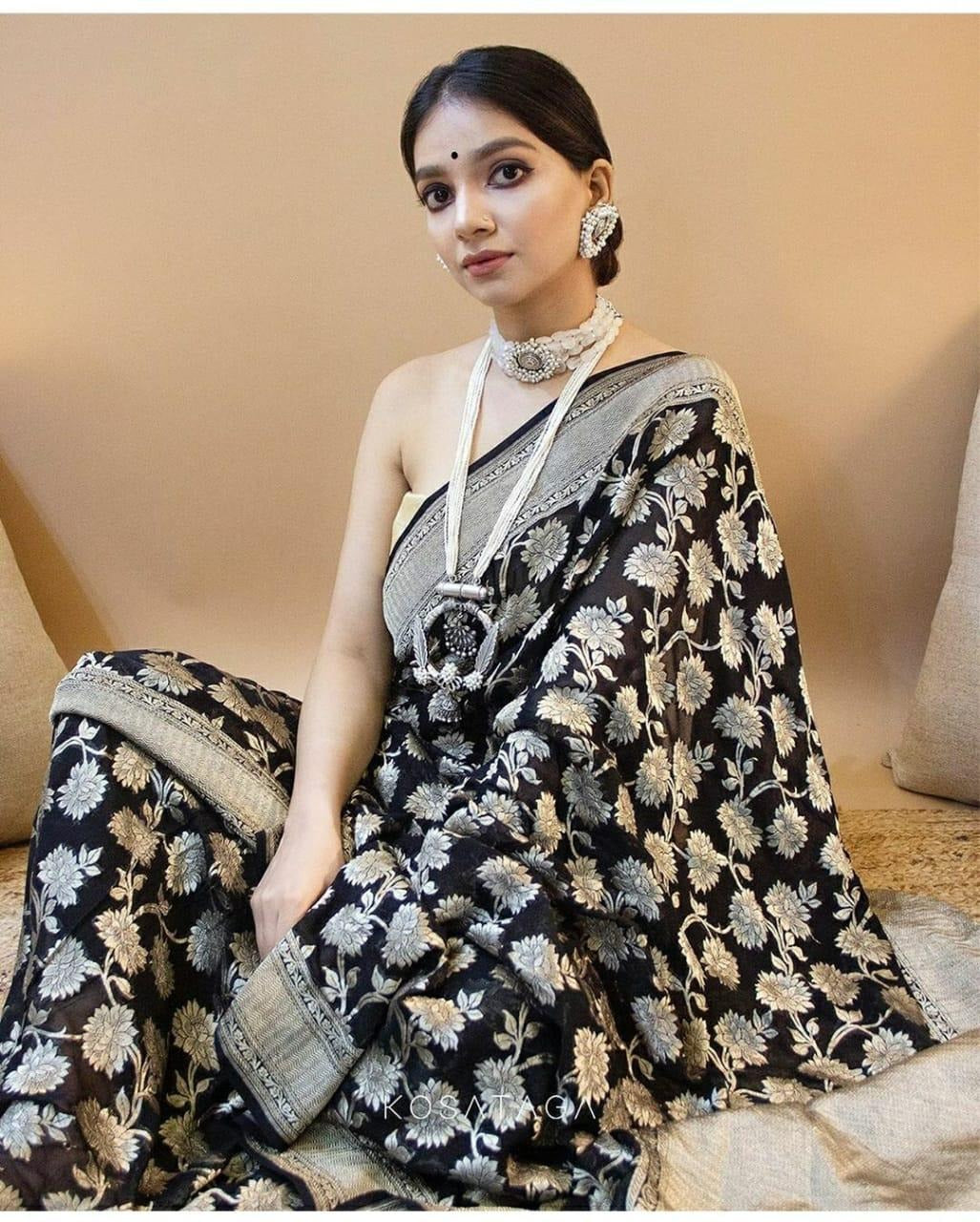 Black Soft Silk Jacquard Saree with Floral Zari Work