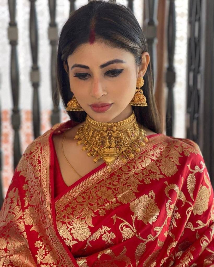 Red Soft Banarasi Silk Saree with Jacquard Weaving