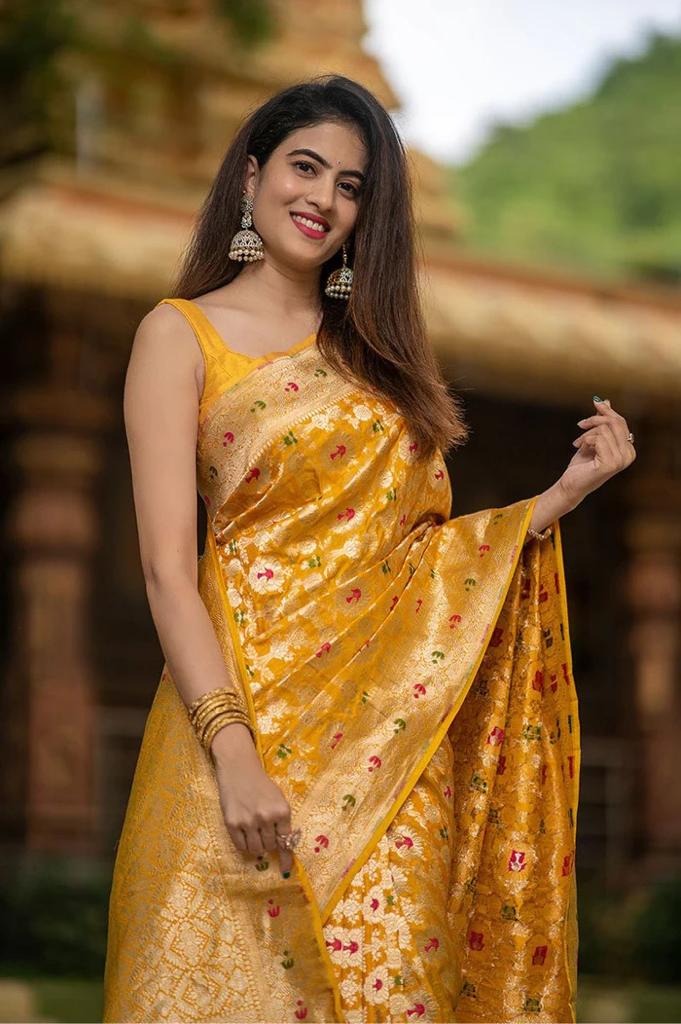 icultural - Yellow Soft Silk Saree with Jacquard Weaving