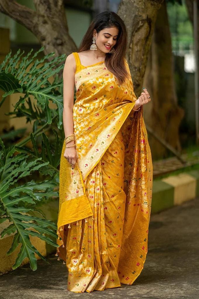 icultural - Yellow Soft Silk Saree with Jacquard Weaving