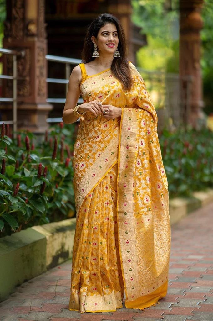 icultural - Yellow Soft Silk Saree with Jacquard Weaving